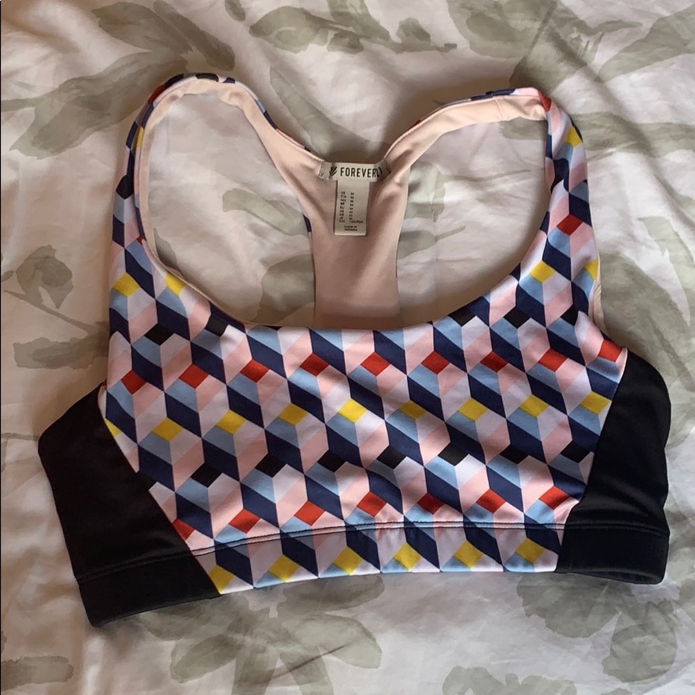 Geometric Pattern Sport Bra
